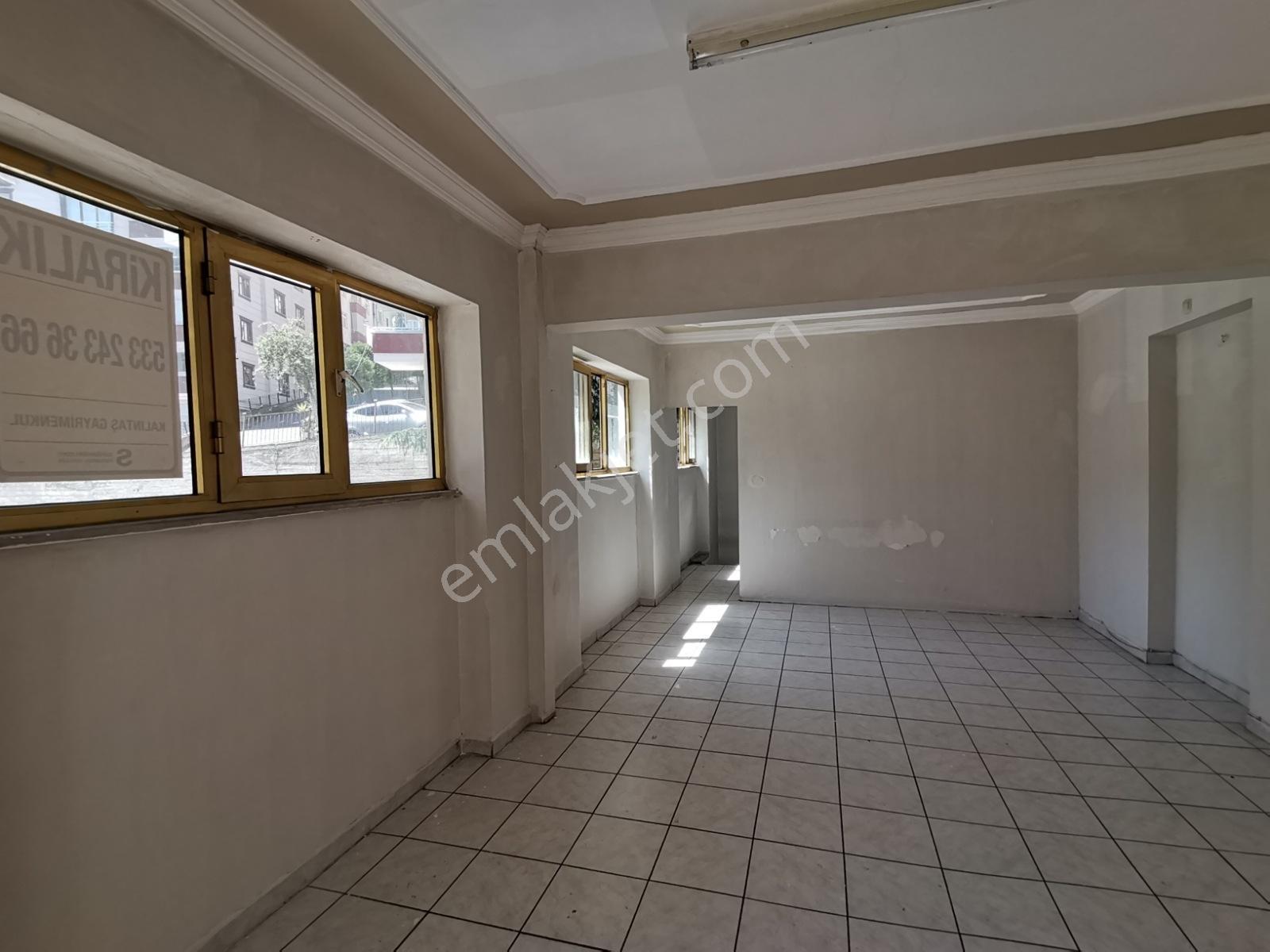 Söğütlü Mah. Kiralık Depolu Galeri Katlı Dükkan 135 Metrekare - Görsel 26