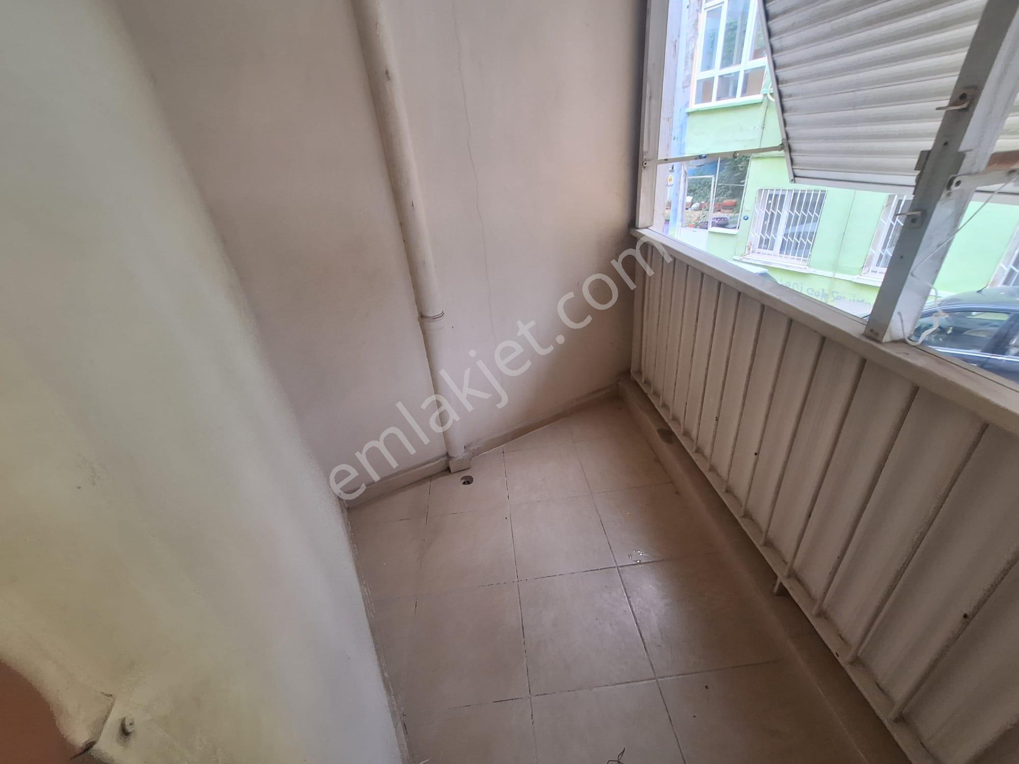 Halirıfatpaşa Sondurak Camlaraltı Koleji Mitatpaşa Cadde Yakını - Görsel 8