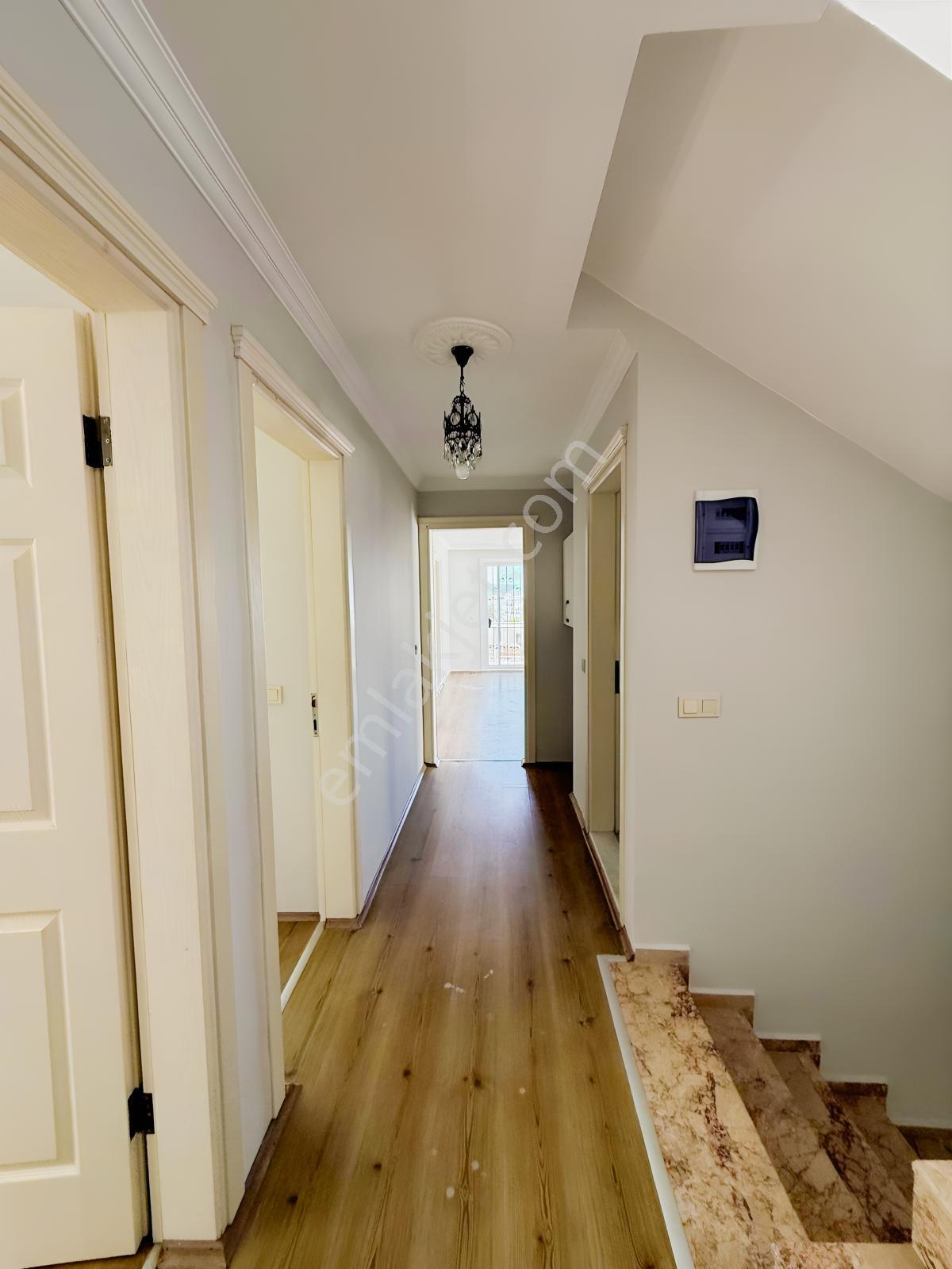 Kadınlar Denizinde 5+1 Ful Deniz Manzaralı Müstakl Bahçeli Villa - Görsel 11