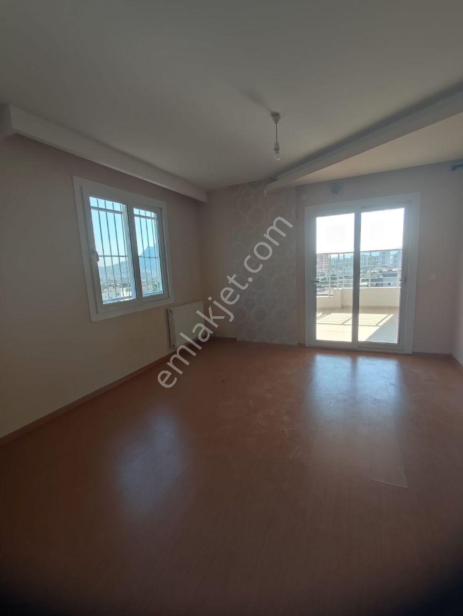 Anadolu Gayrimenkulden Hastane Kavşağı Yakınında 3+1 Kiralık - Görsel 8