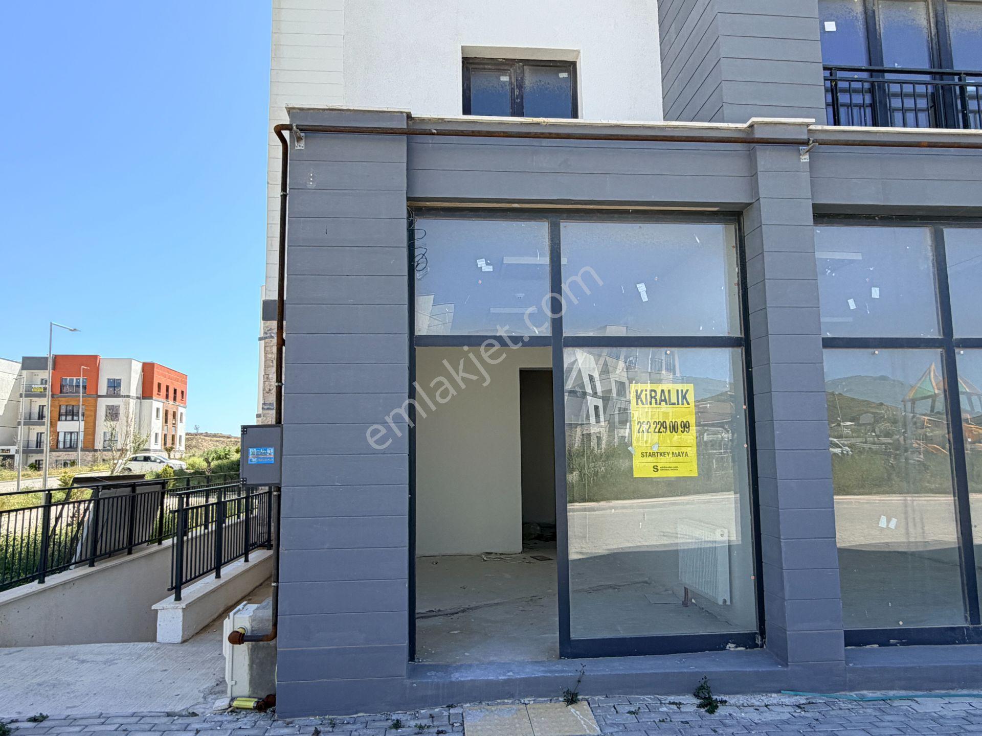 Seferihisar Toki Önü Açık Çift Bölmeli Kiralık Sıfır Köşe Dükkan - Görsel 3
