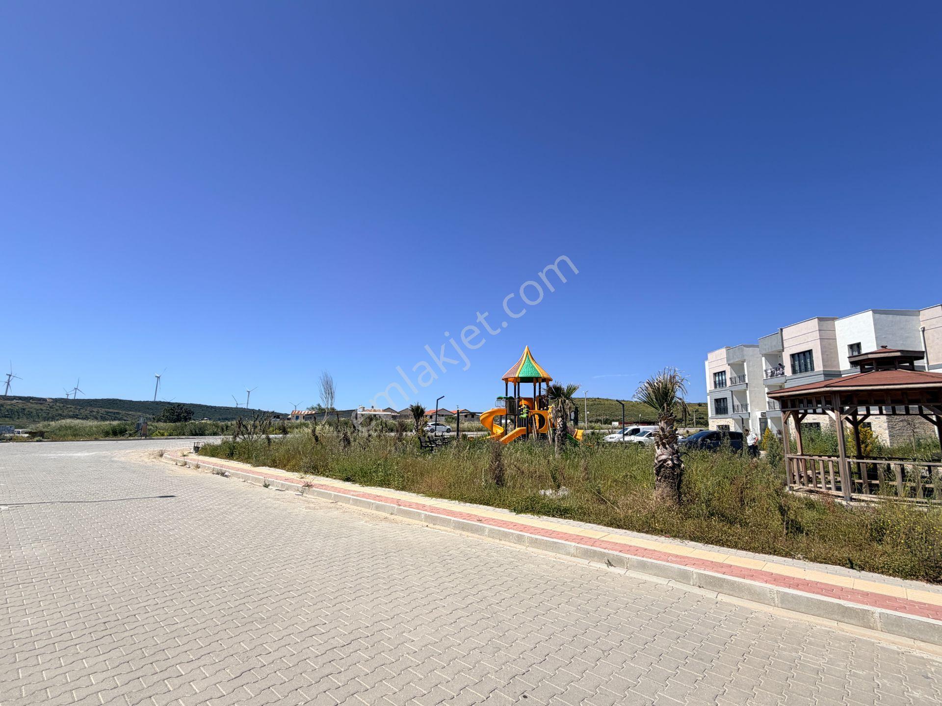 Seferihisar Toki Önü Açık Çift Bölmeli Kiralık Sıfır Köşe Dükkan - Görsel 7