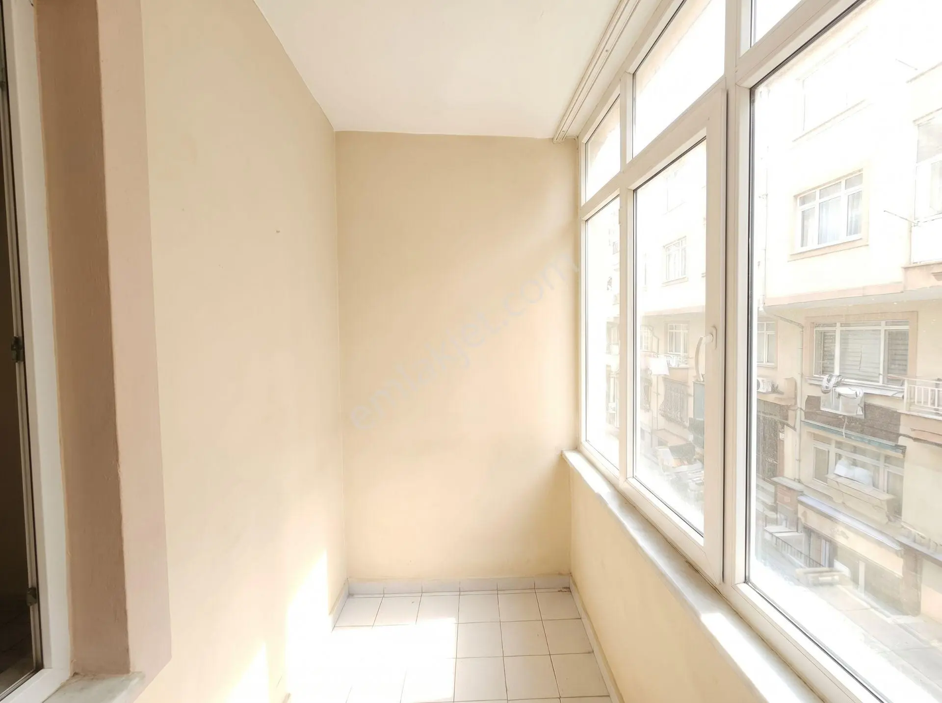 Üsküdar Çengelköy Ata 2 Sitesi 'nde Satılık 3+1 Daire - Görsel 3