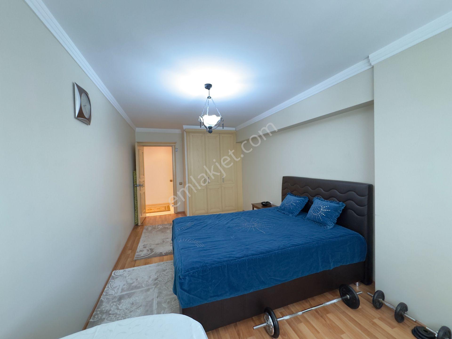 Girne Bulvarı'nda Köşe Cephe/müstakil Ev Ferahlığında, 280m2, 4+1 - Görsel 23