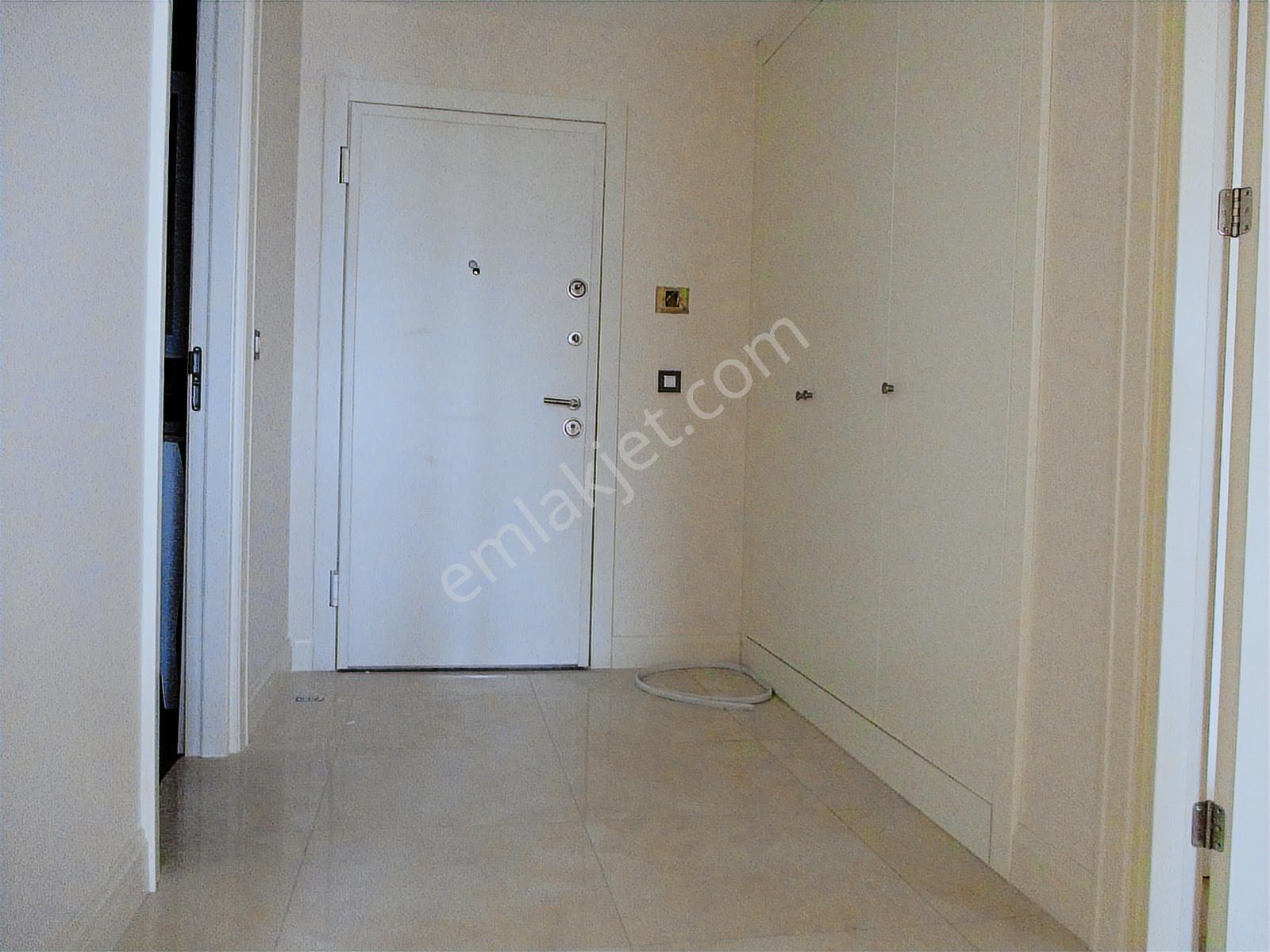 Viport Venezia'da Avm Mnz İki Banyo Kiralık 2+1 Daire - Görsel 2