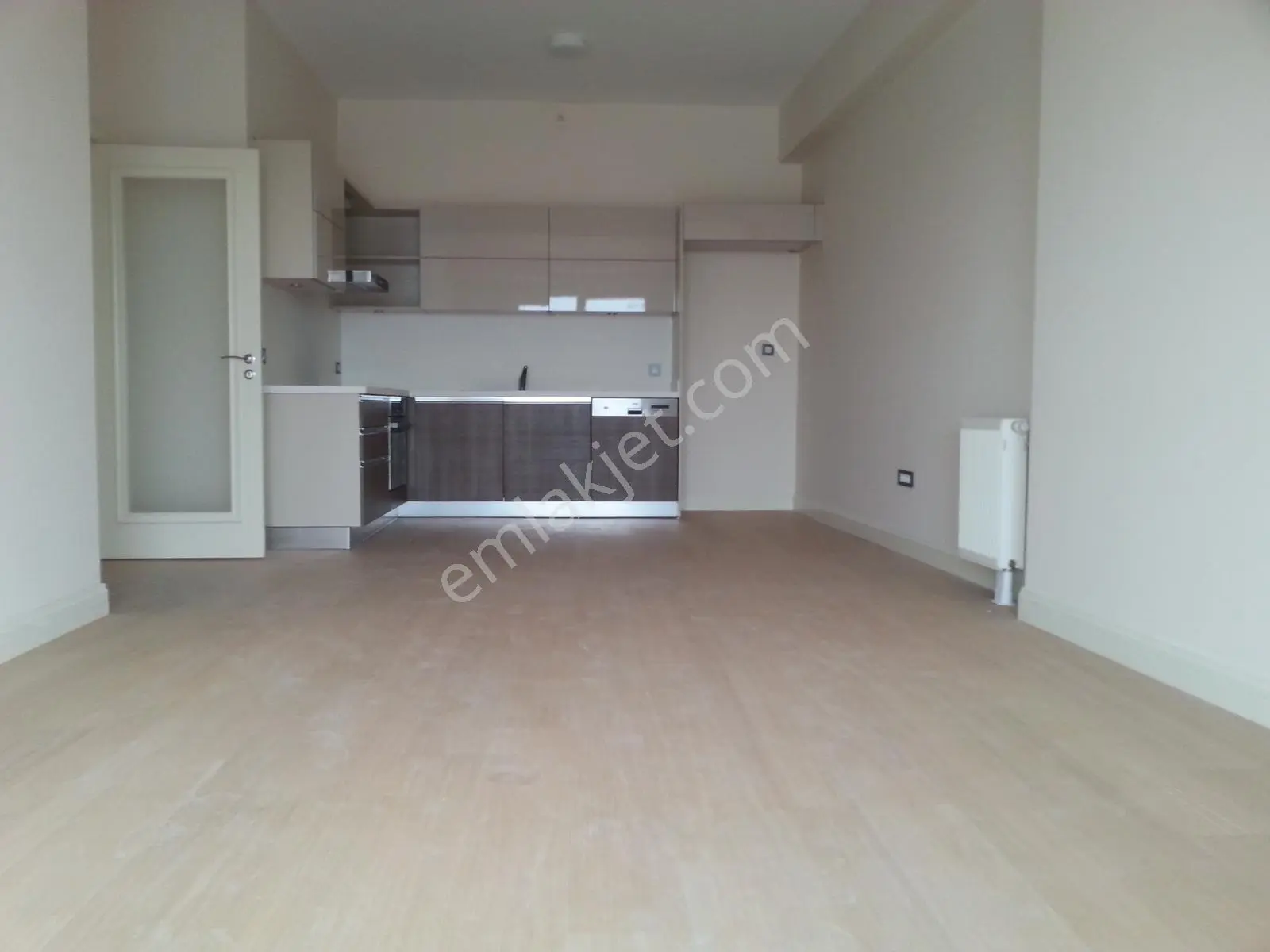 Viport Venezia'da Avm Mnz İki Banyo Kiralık 2+1 Daire