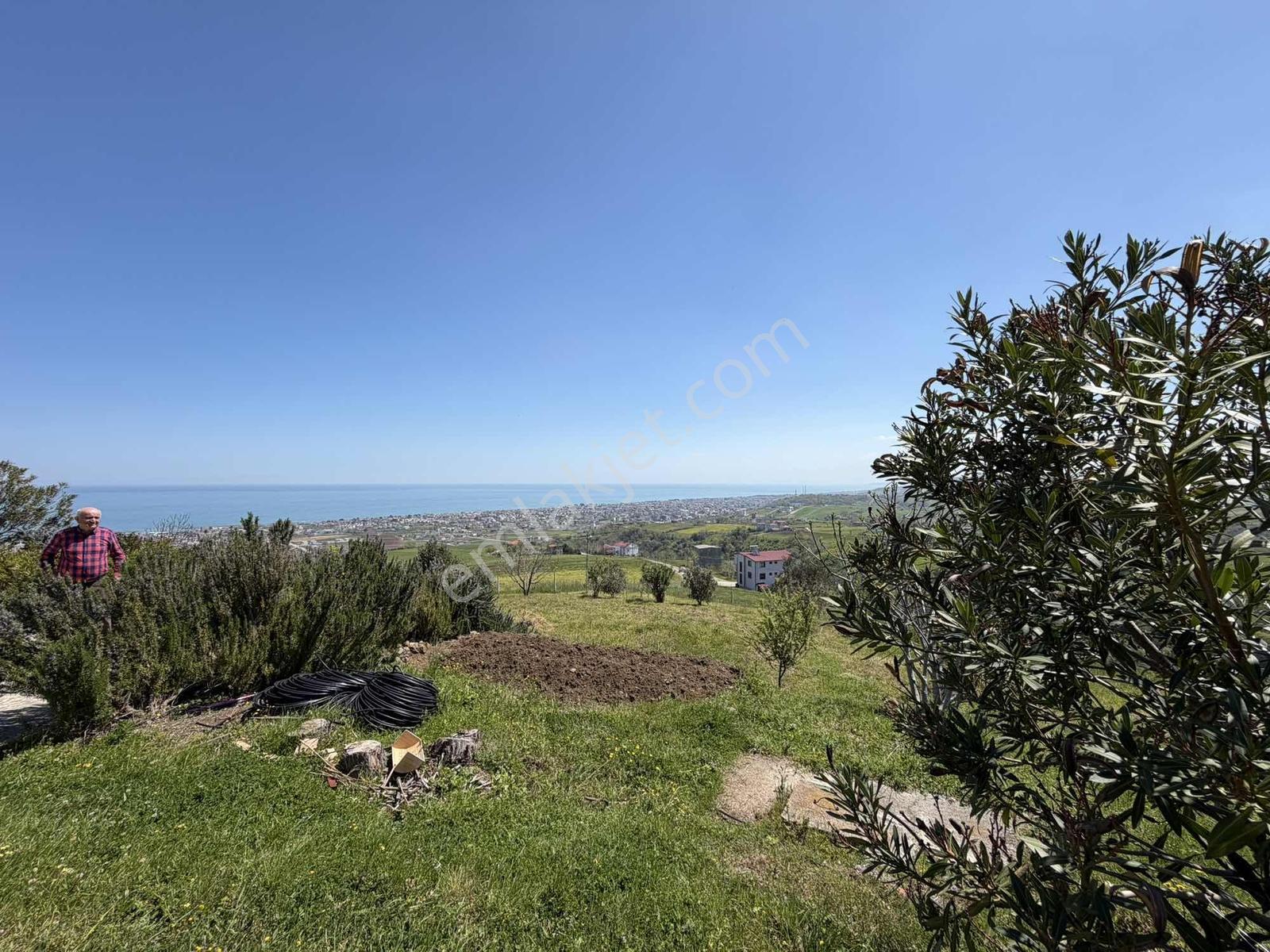 19 Mayıs Erenköyde Eşsiz Manzaralı Ev Ve 3.444 M² İmarlı Arsa - Görsel 3
