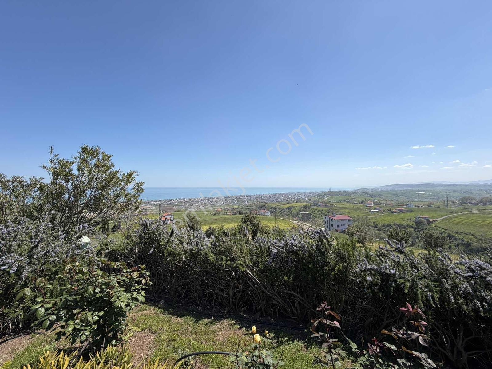 19 Mayıs Erenköyde Eşsiz Manzaralı Ev Ve 3.444 M² İmarlı Arsa - Görsel 2