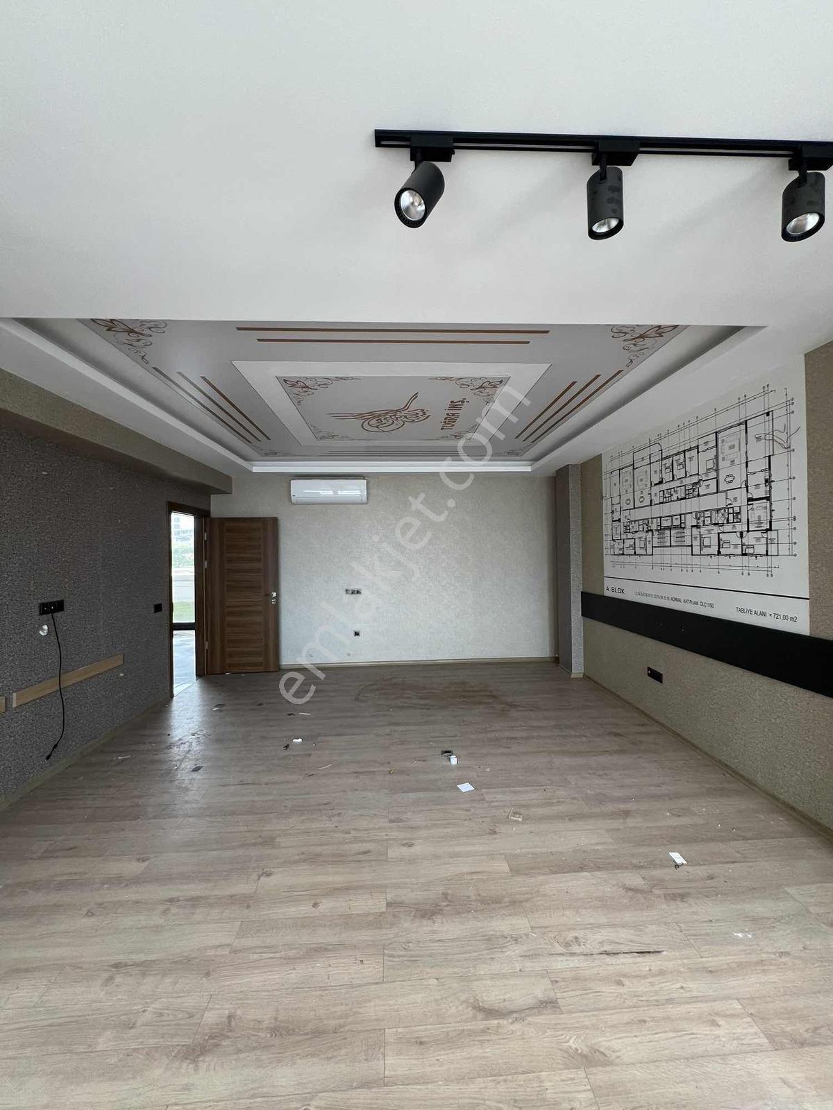 İçi Masrafsız Odalara Bölünmüş 100m2 Gökdelenler Bölgesi - Görsel 2