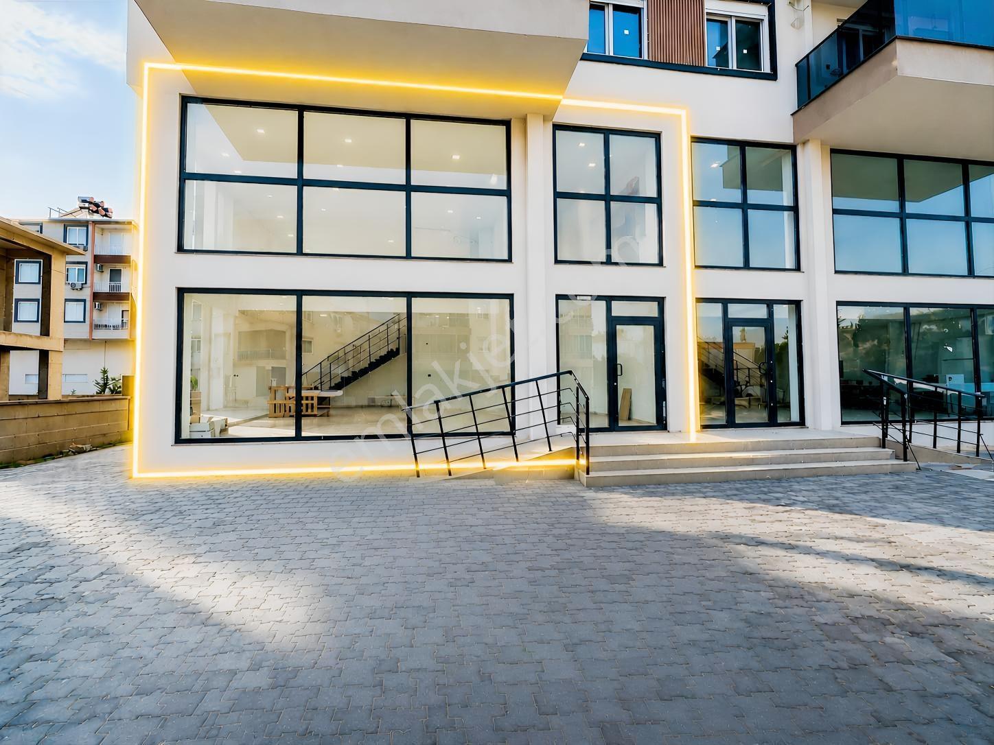 Satılık Dükkan 135 M2