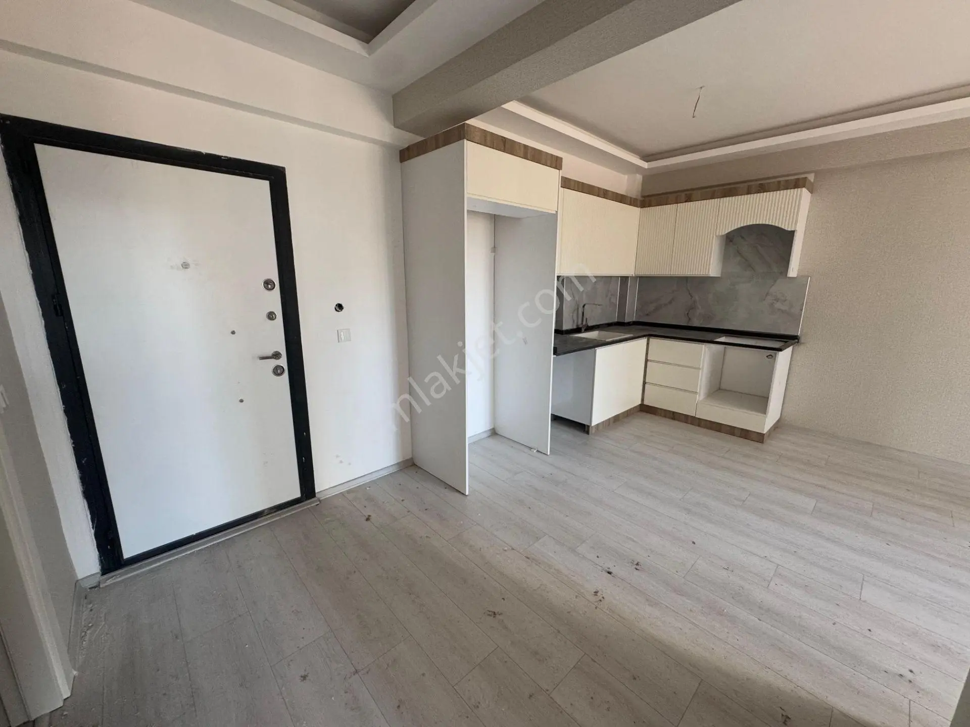 Tekel Yanında Sıfır Satılık 2+1 Daire