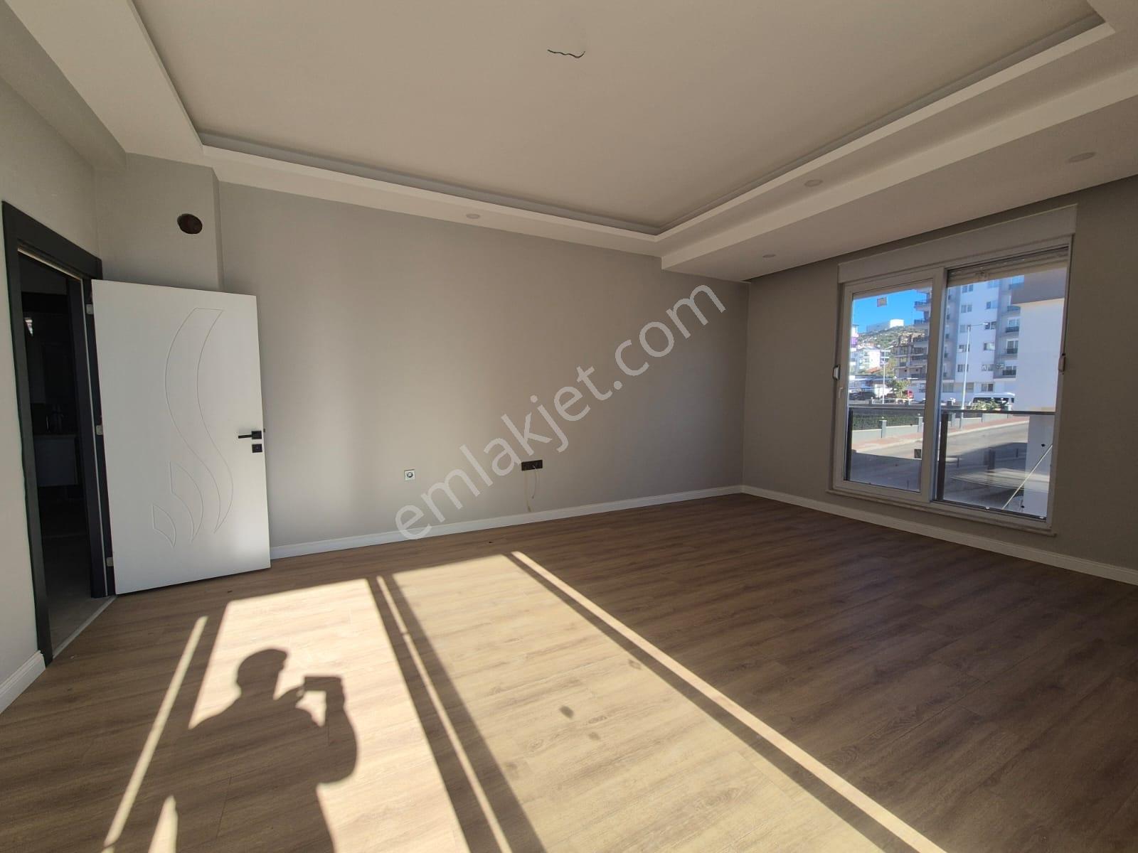 Esentepe'de Ebeveyn Bny Şehir Has 2km Havuzlu Site İçi 3+1 Daire - Görsel 2