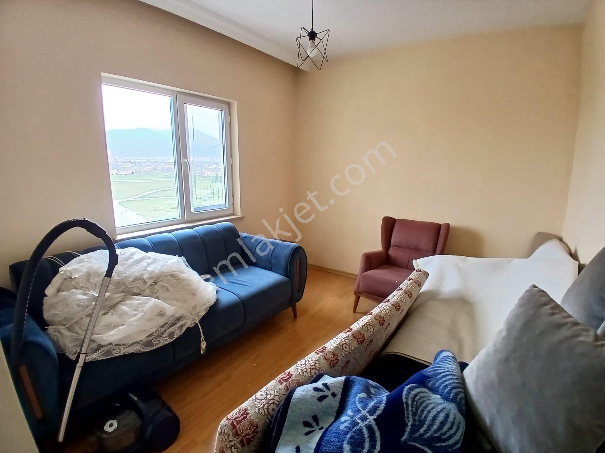 Akçay Emlak'tan Akşehir Kozağaç Tokide Eşyalı Kiralık 3+1 Daire - Görsel 7