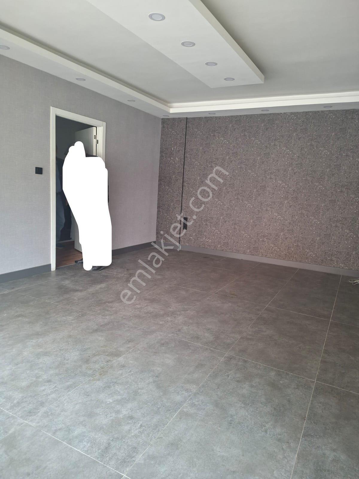 Tekin Emlaktan Aşağı Eğlence Yanı Cadde Yanı Tuvalet Mutfak Var Uygun Fiyat Kiralık 40m2 Dükkan !!!! - Görsel 9