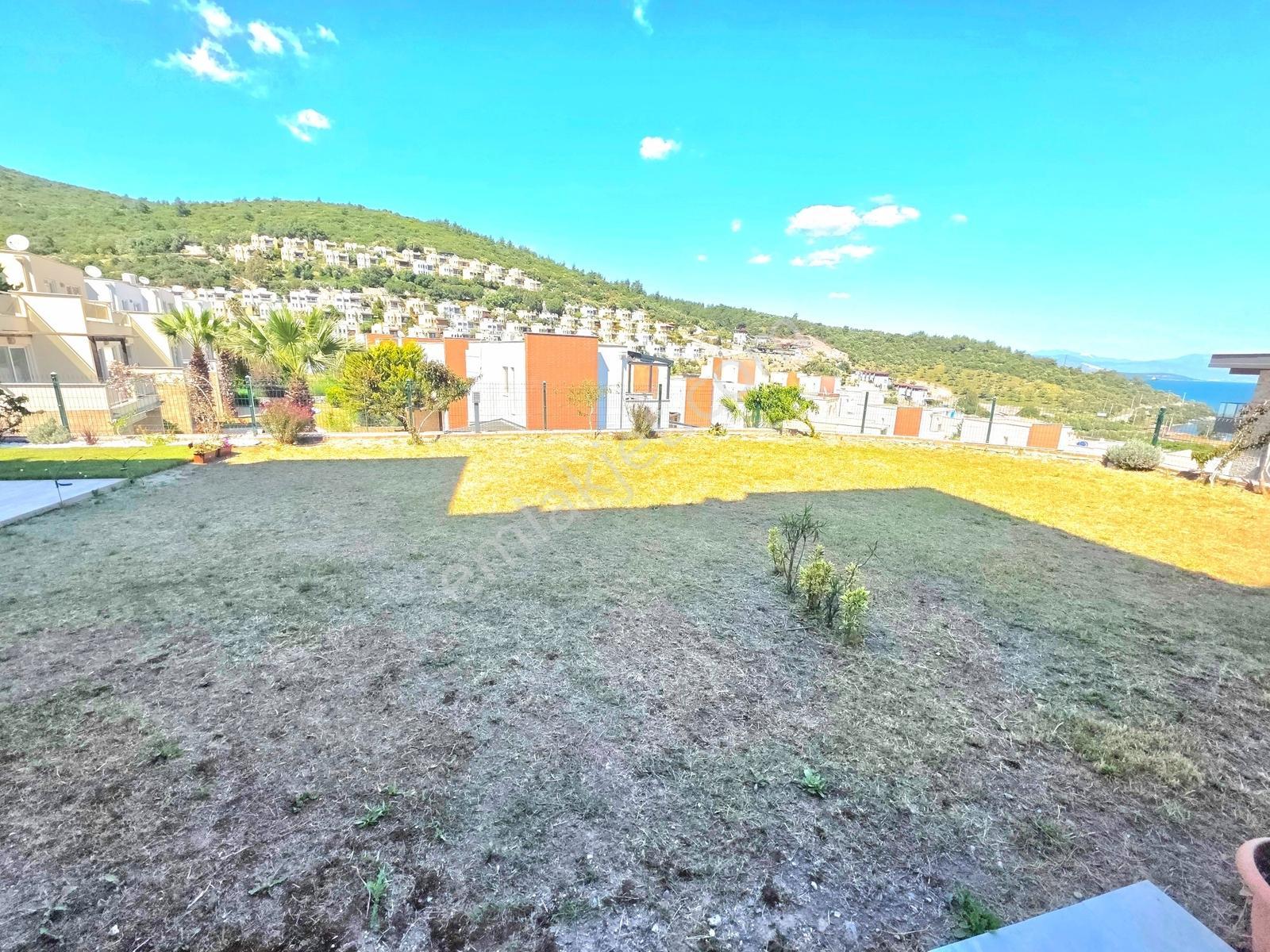 Muğla Kıyıkışlacıkta Deniz Manzaralı Son 1 Adet Bahçe Katı 1+1 - Görsel 3