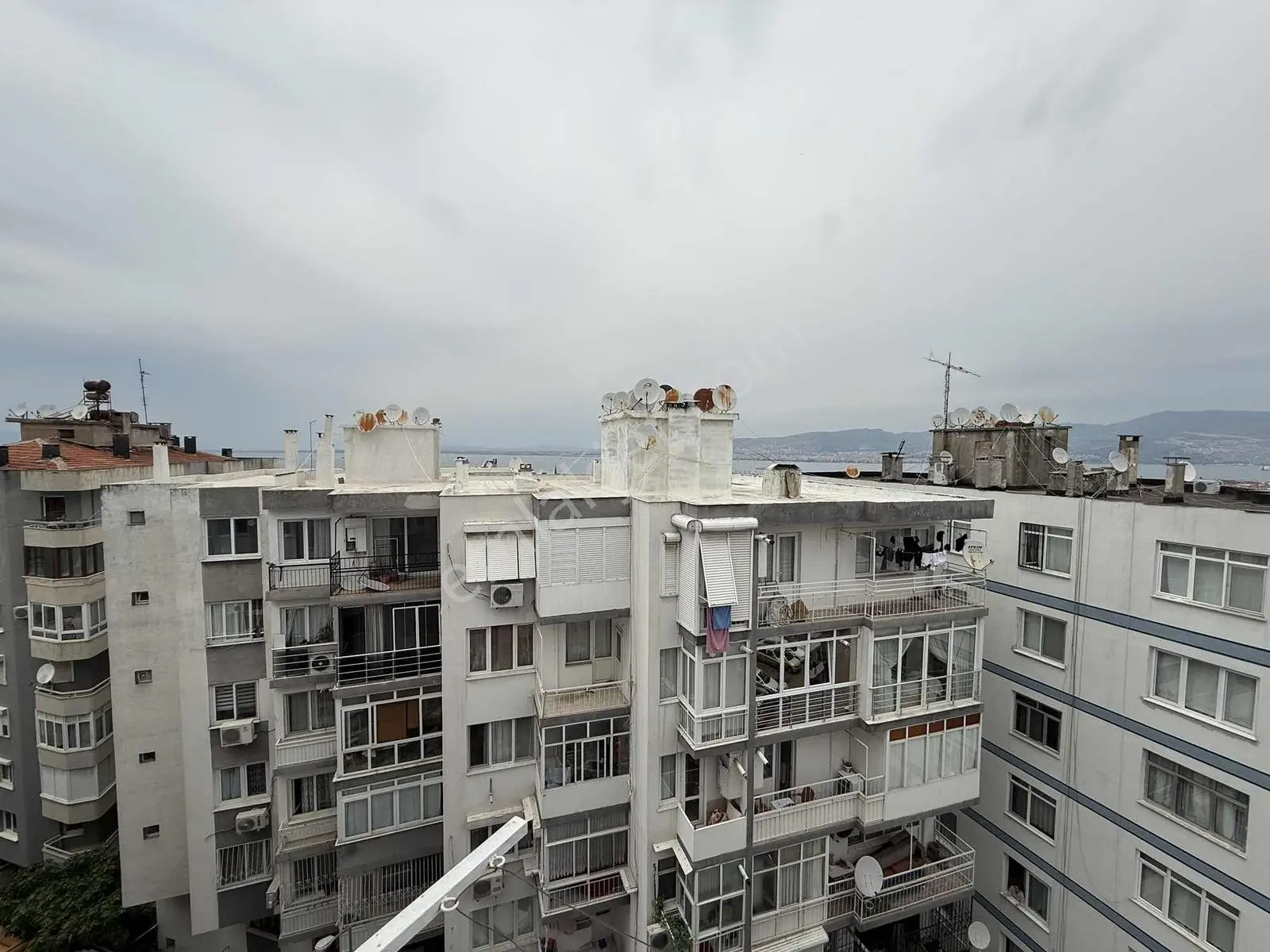 Nurfen'den Sevgi Yolu Yakını Deniz Manzaralı 2+1 Satılık Daire - Görsel 3