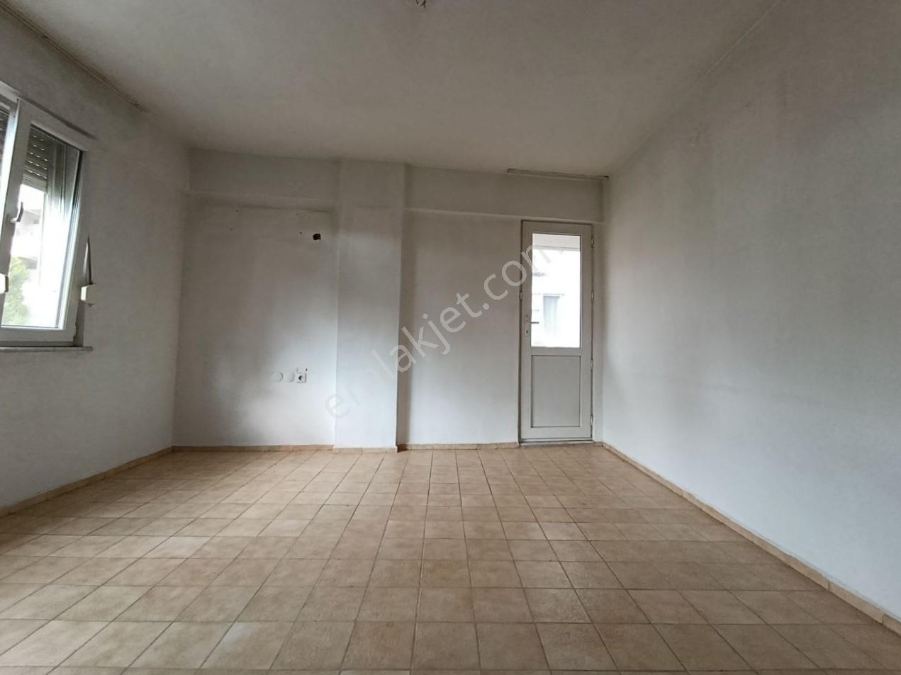 İkizçayda Dere Kenarı Ayrı Mutfaklı Ön Cephe Kiralık 2+1 Daire - Görsel 12