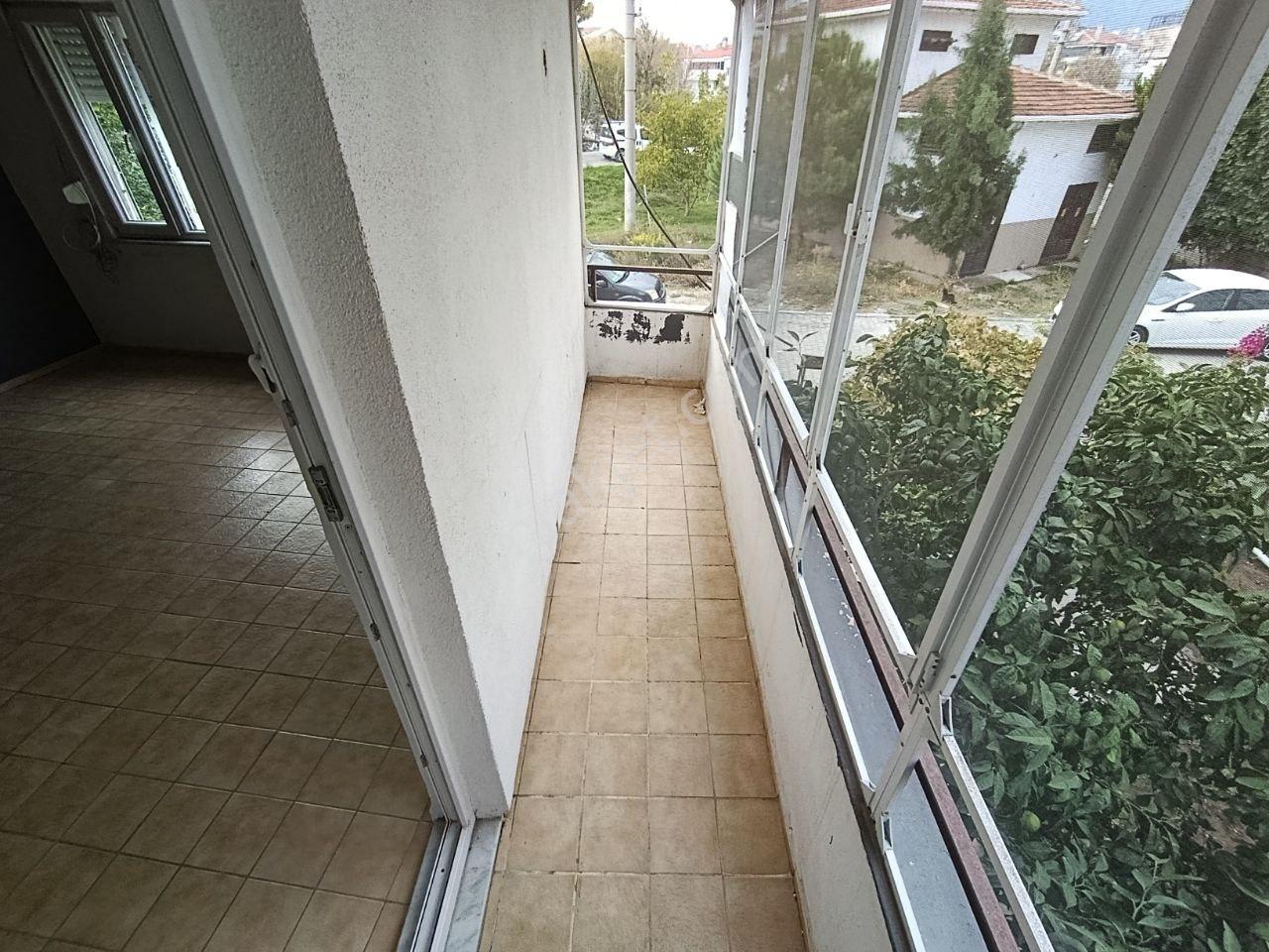 İkizçayda Dere Kenarı Ayrı Mutfaklı Ön Cephe Kiralık 2+1 Daire - Görsel 6
