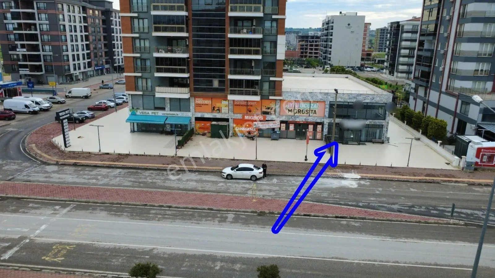 Çanakkale Esenler Ana Cadde Üzerinde 500 M2 Satılık Dükkan - Görsel 2