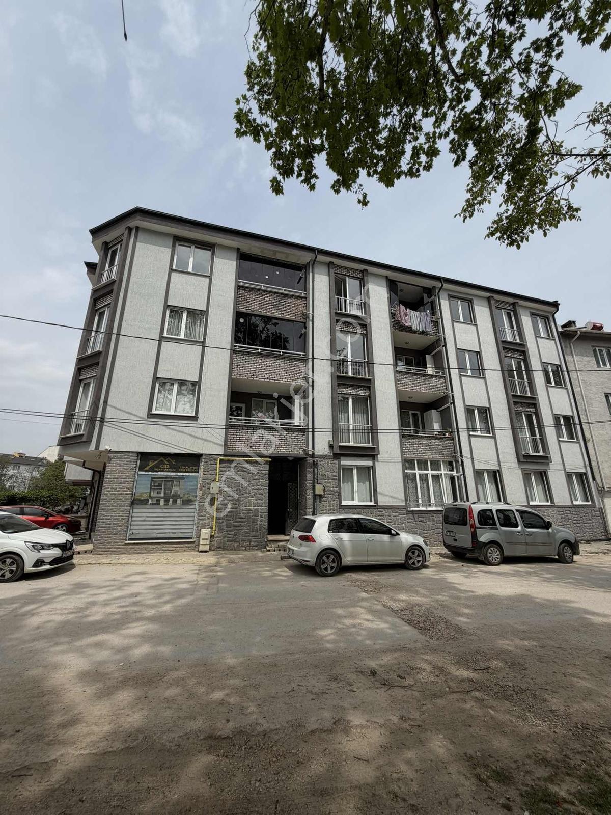 İnegöl Cerrah Mahallesinde Satılık 3+1 Daire