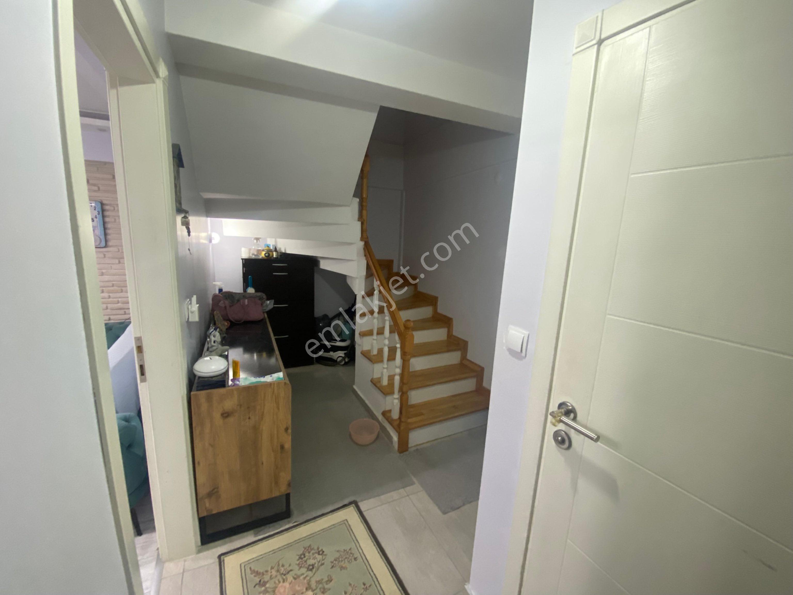 Yeniköy Merkezi Konumda Satılık Müstakil Tribleks Villa - Görsel 8