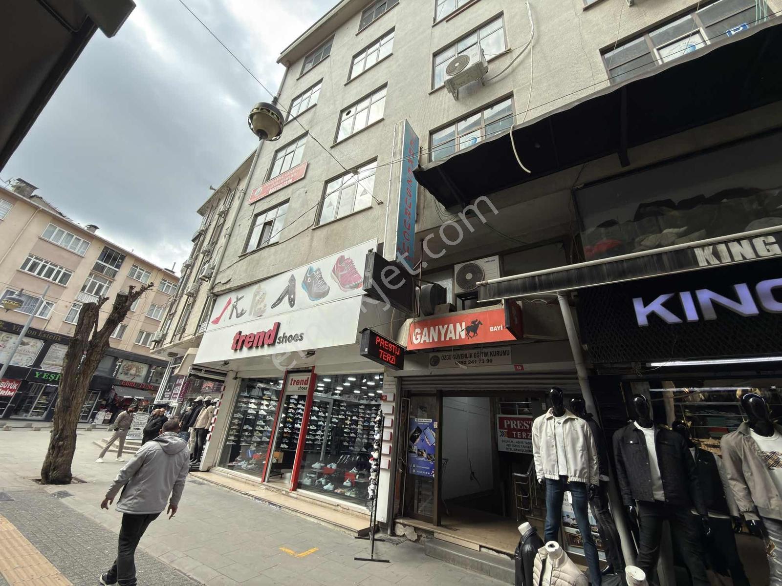 Marmaray Karşısı Dörtler'de 7 Ofis Birlikte + Teras Kullamlı - Görsel 2