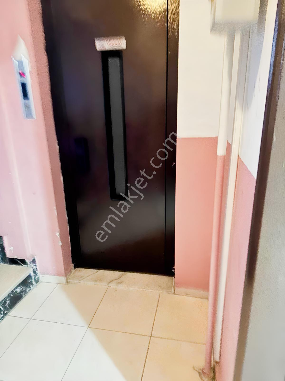 Ünv.mah.fırat Büfeye Yakın 3+1 Satılık Daire - Görsel 22