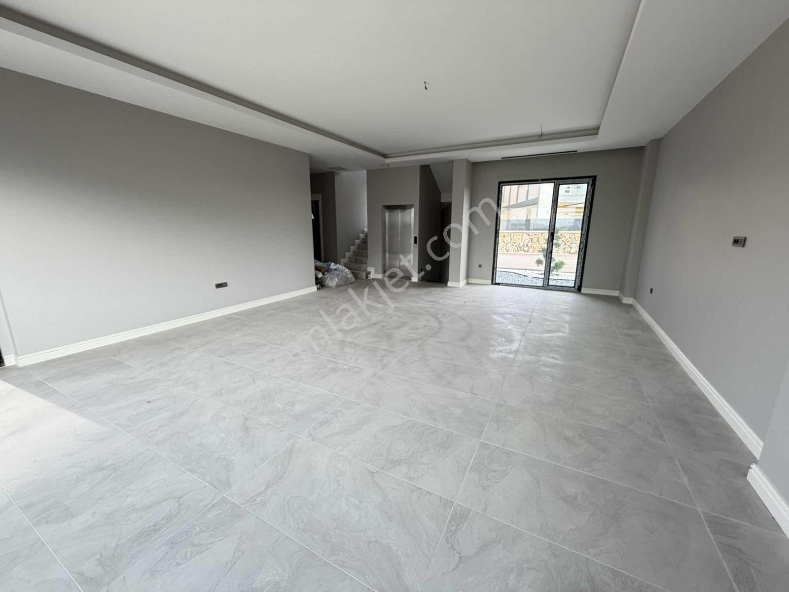 Akasya Country Sitesinde 6+2 A Tipi Satılık Villa - Görsel 24