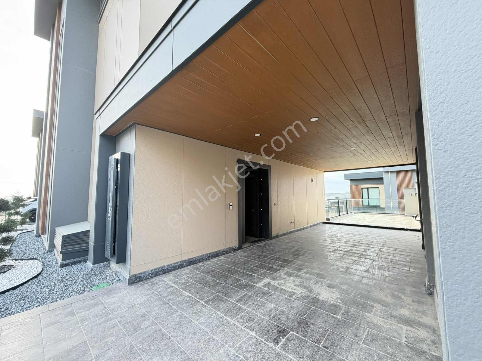 Akasya Country Sitesinde 6+2 A Tipi Satılık Villa - Görsel 22