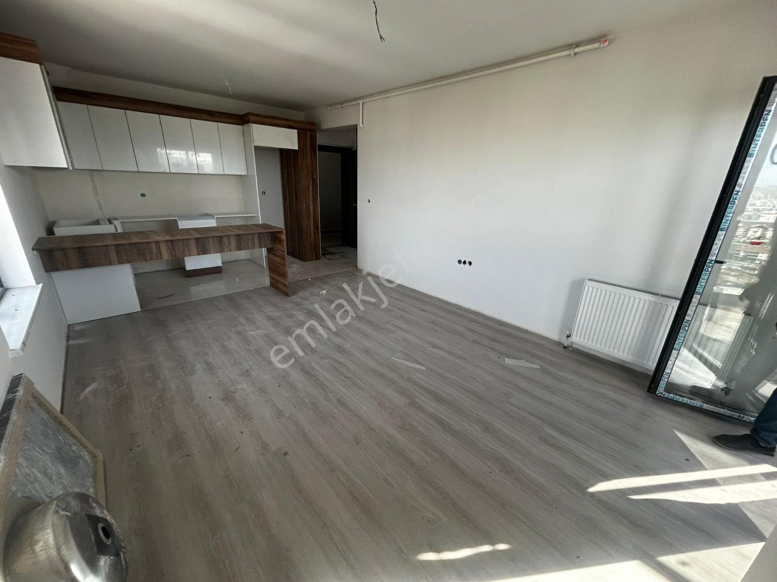 Sincan║yeni Cimşit'te║ankara Manzaralı ║sıfır║asansörlü║1+1║ - Görsel 11