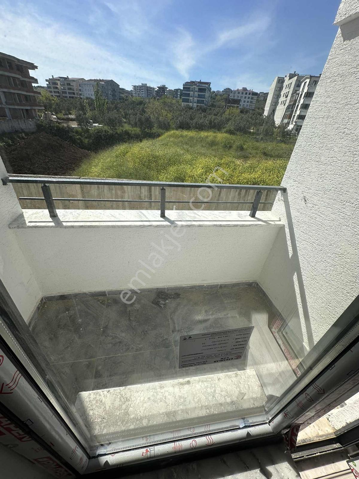 Yeni Bina Merkezi Konum Önü Açık Geniş Daire - Görsel 4