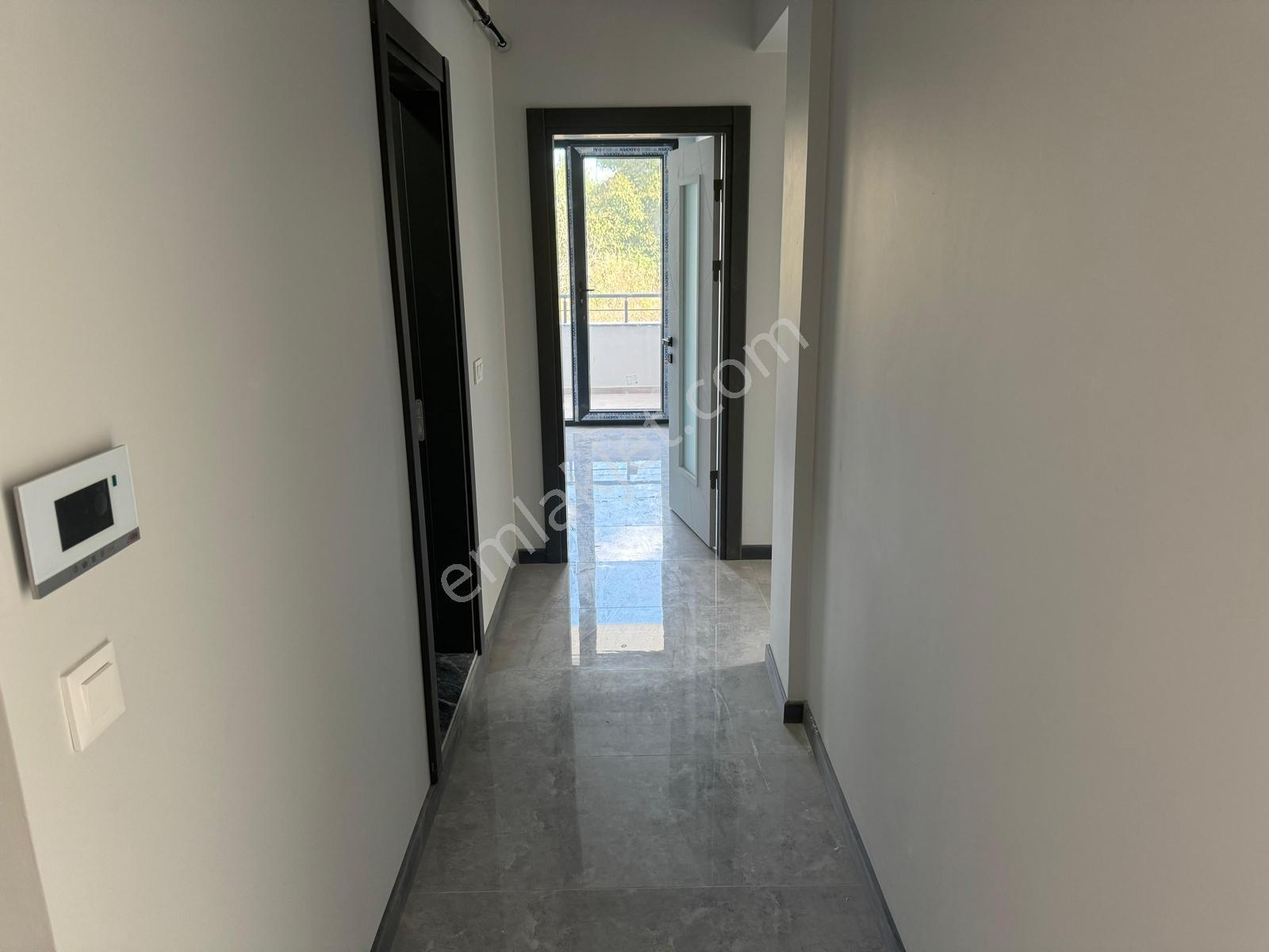 Ayşe Emlak'tan 2+1 Cam Balkon Asansörlü Otoparklı Kiralık Daire - Görsel 13