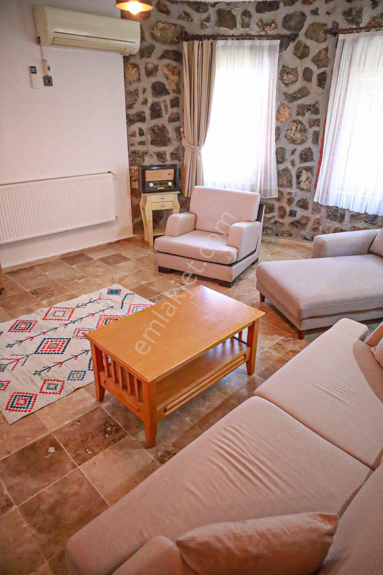 800 M² Bahçe İçinde Muhteşem Taş Villa Deneyimi - Görsel 17
