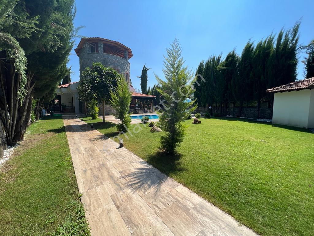 800 M² Bahçe İçinde Muhteşem Taş Villa Deneyimi - Görsel 5