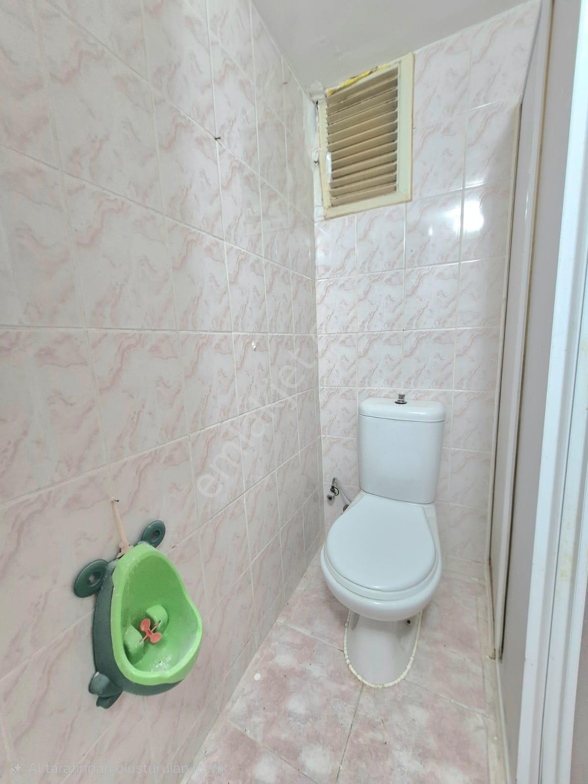 K.yaka Çarşı İçinde Kendisine Ait Özel Bahçeli Olan 2+1 100 M2 - Görsel 27