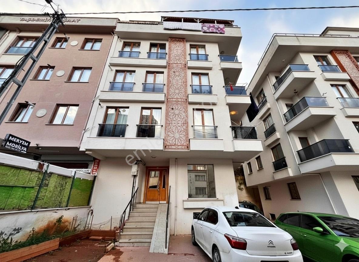 Blackstone'dan Satılık Safa Mah. 3+1 Geniş Arakat Daire - Görsel 8