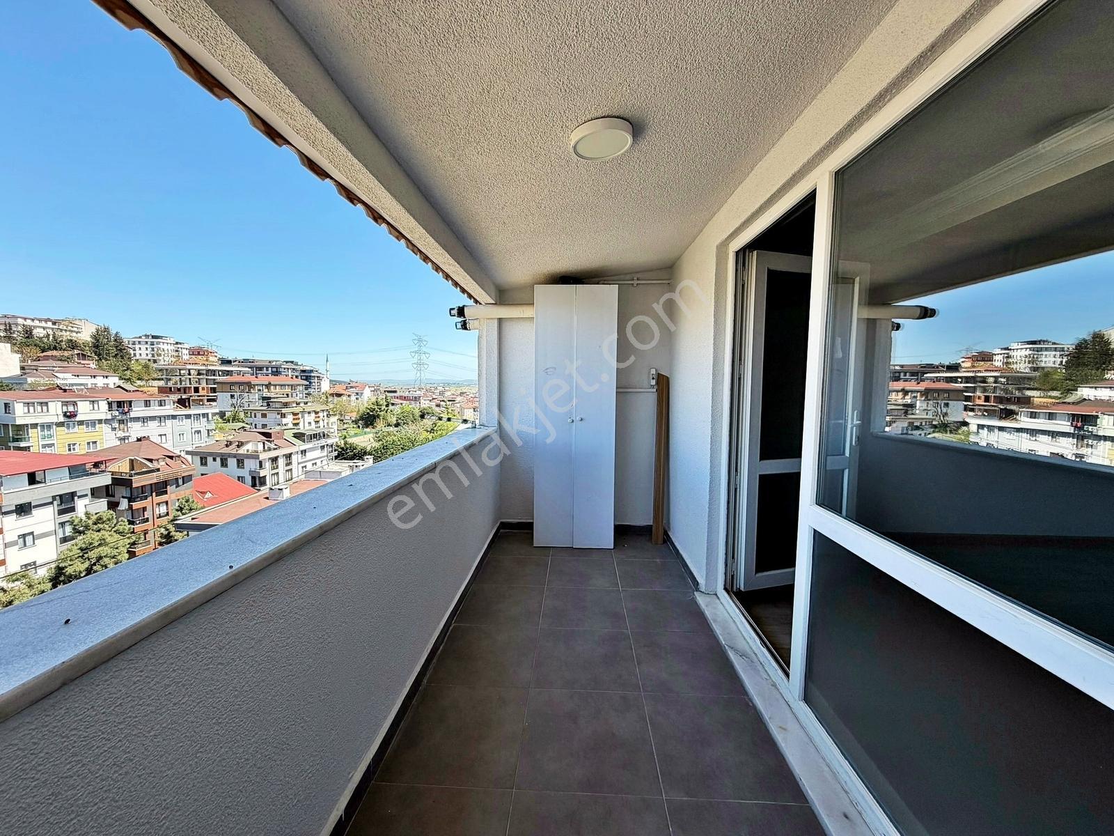 Sancaktepe Safa Mah. Kiralık 2+1 Geniş Daire - Görsel 3