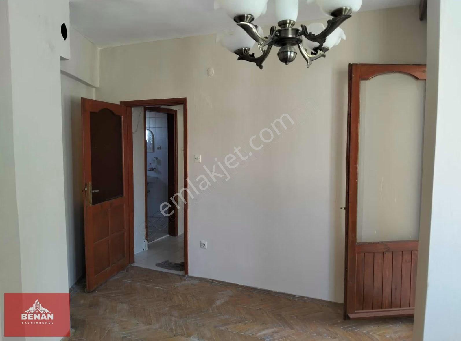 Çınarcık Tam Merkezde Kiralık Doğalgazlı 1+1 Daire - Görsel 8
