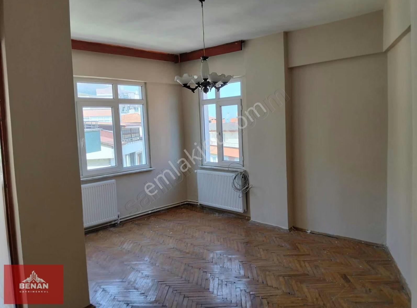 Çınarcık Tam Merkezde Kiralık Doğalgazlı 1+1 Daire - Görsel 13
