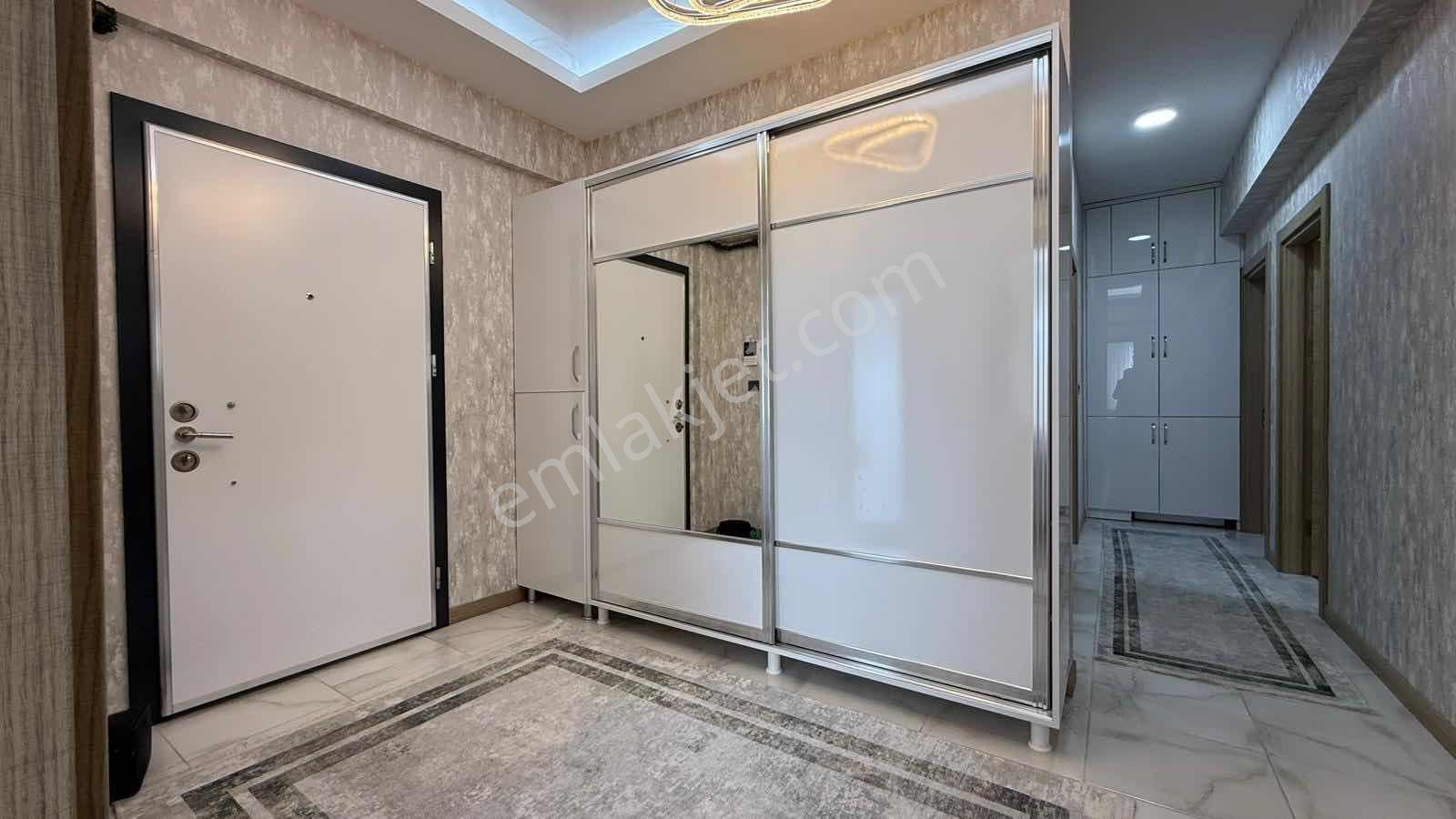 Bağdat Caddesi Üzerinde 3+1 Satılık Ferah Daire - Görsel 32