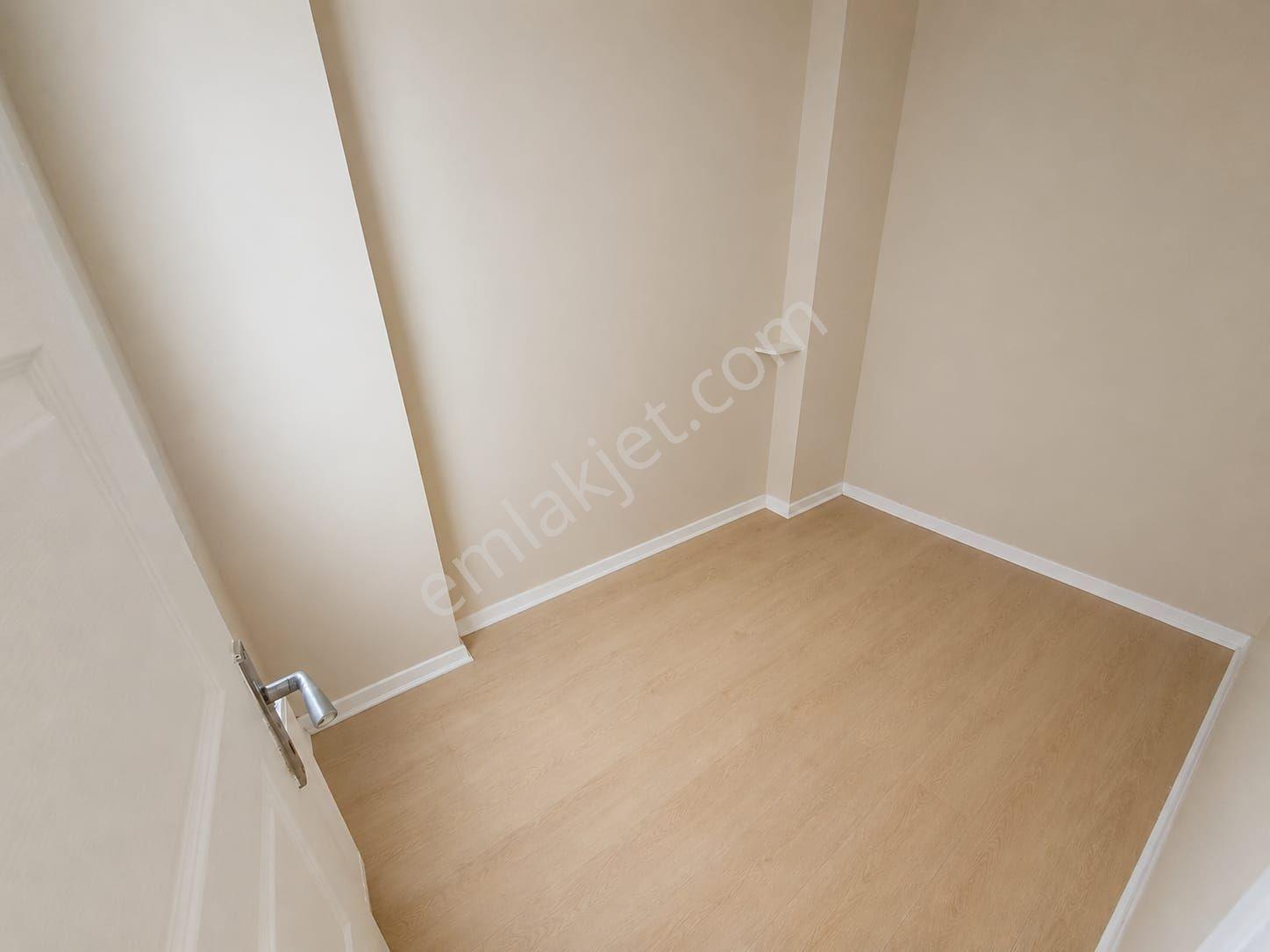 Re/max Lütfiye'den İncirtepe De 1kat 3+1 Satılık Daire - Görsel 6