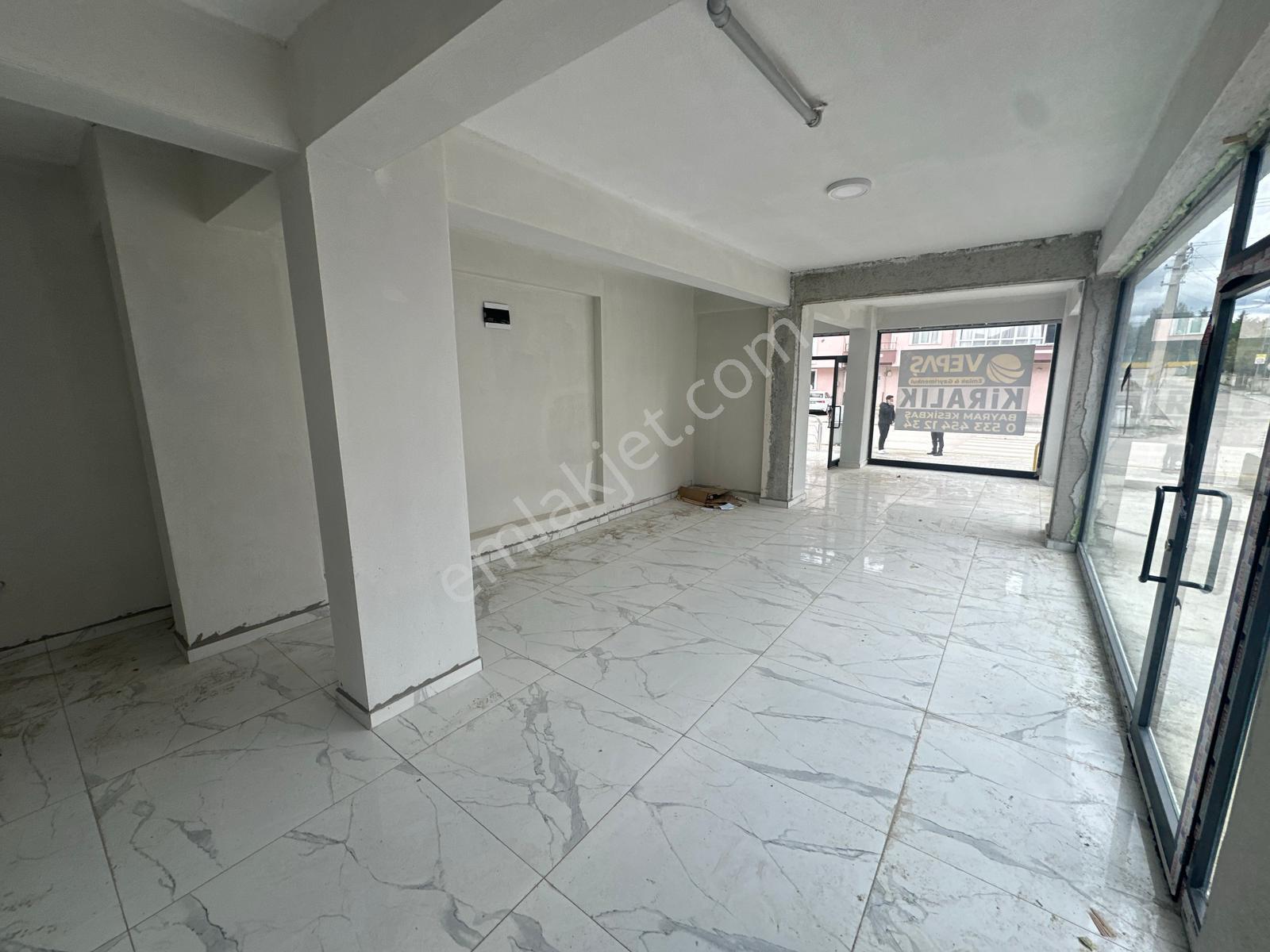 Vepaş'tan Esentepe Ömer Halisdemir Caddesi Kiralık Dükkân 85 M² - Görsel 14