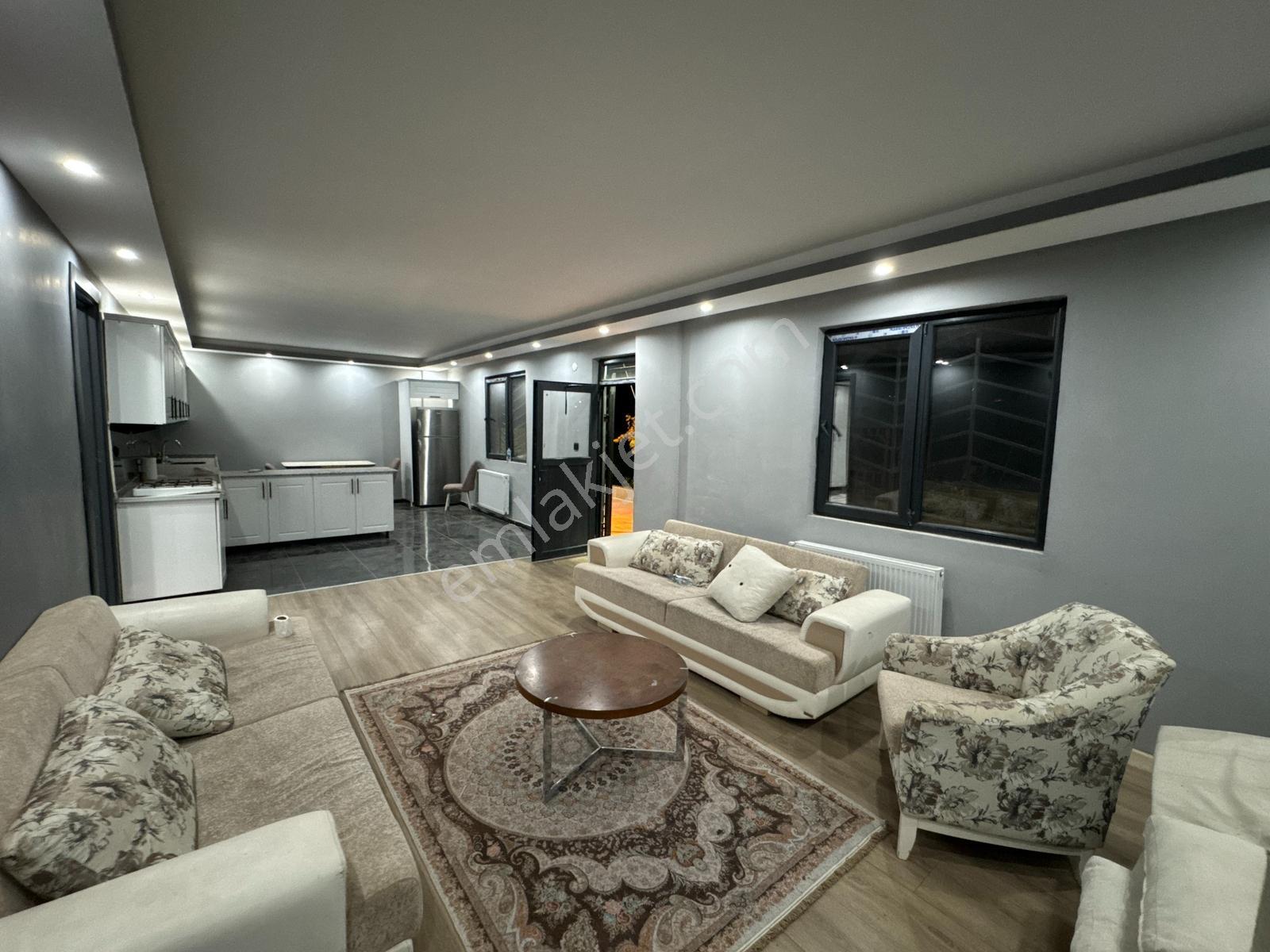 World İlkevim'den Küçükakziyaret'de Havuzlu Kiralık Villa - Görsel 21