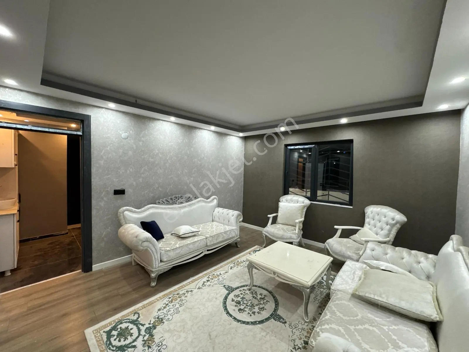 World İlkevim'den Küçükakziyaret'de Havuzlu Kiralık Villa - Görsel 18