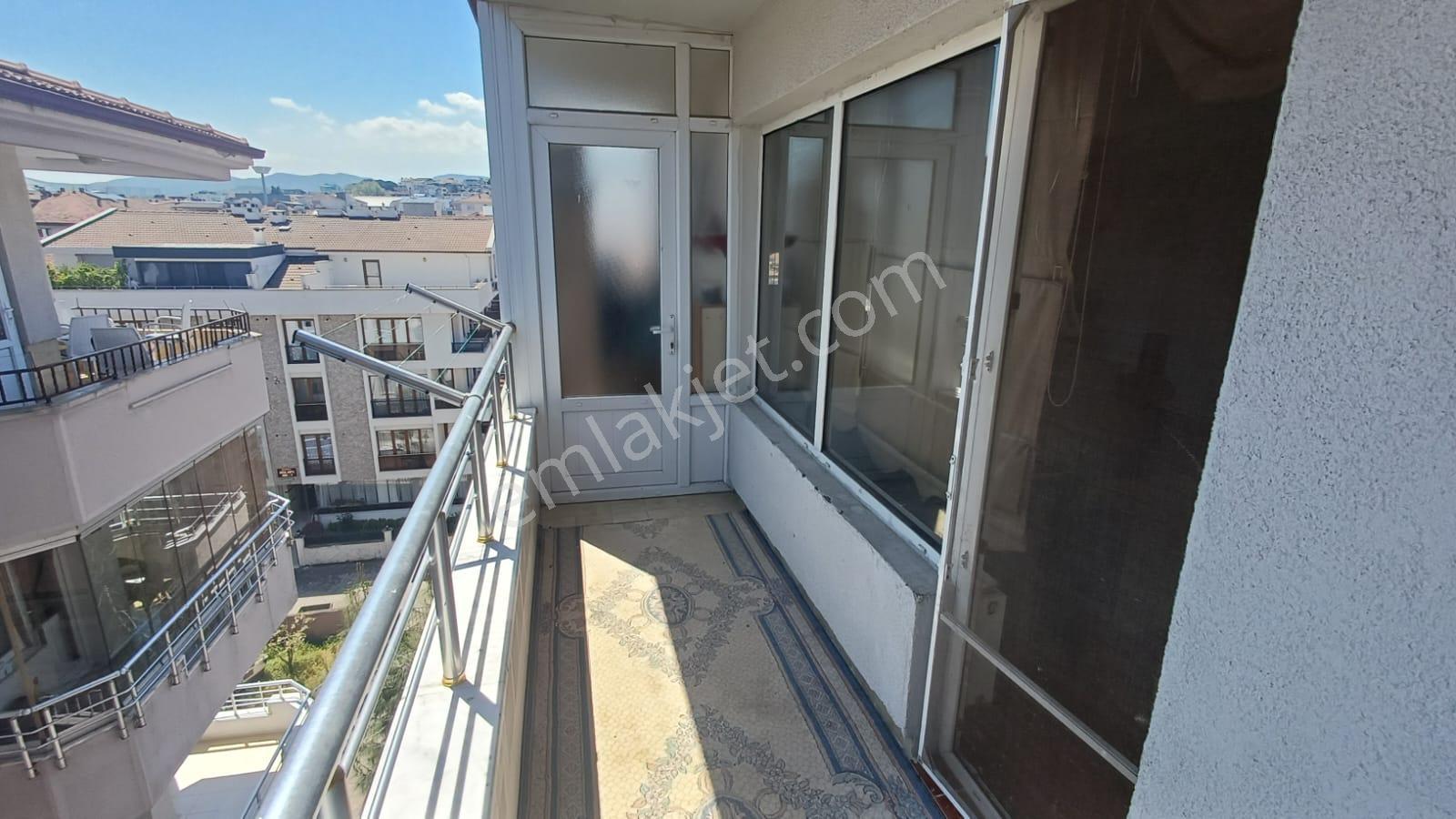 Turyap Çiftlikköy Ofisinden Yalova Fatih Cad. Eşyalı Kiralık 2+1 Daire - Görsel 34