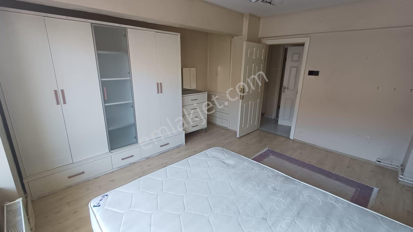 Turyap Çiftlikköy Ofisinden Yalova Fatih Cad. Eşyalı Kiralık 2+1 Daire - Görsel 14