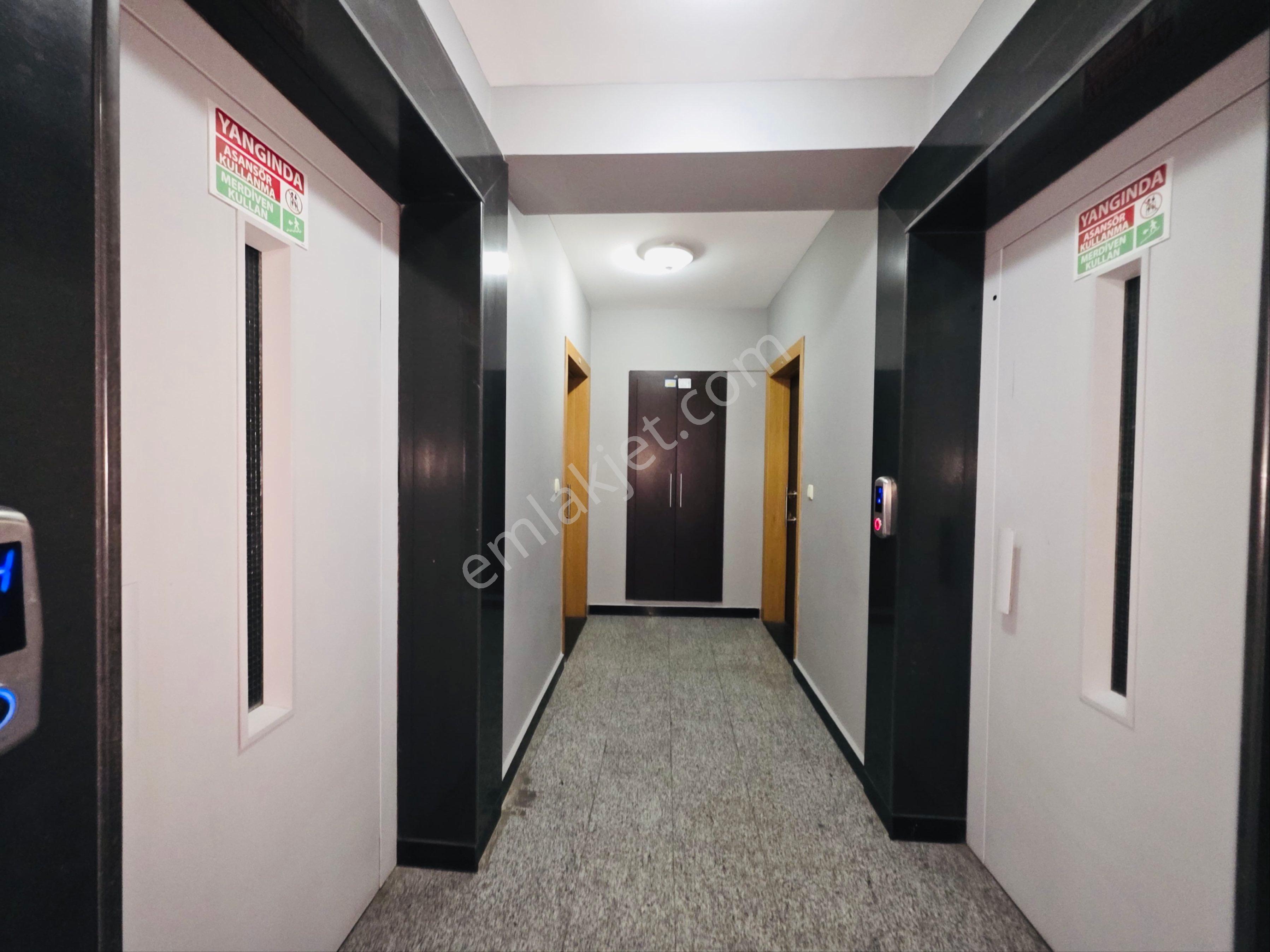 Ümraniye Esenevler’de Prestijli Konumda, Manzaralı Ve Otoparklı Satılık Daire ✨ 📍 3+1 - Görsel 28