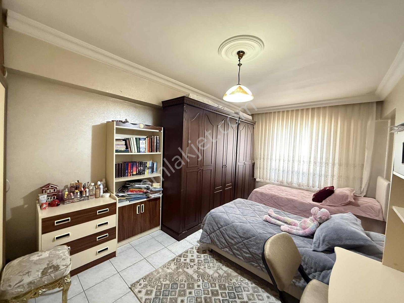 Güneş Emlaktan Acil Yeniyolda Yapılı Satılık Daire - Görsel 22