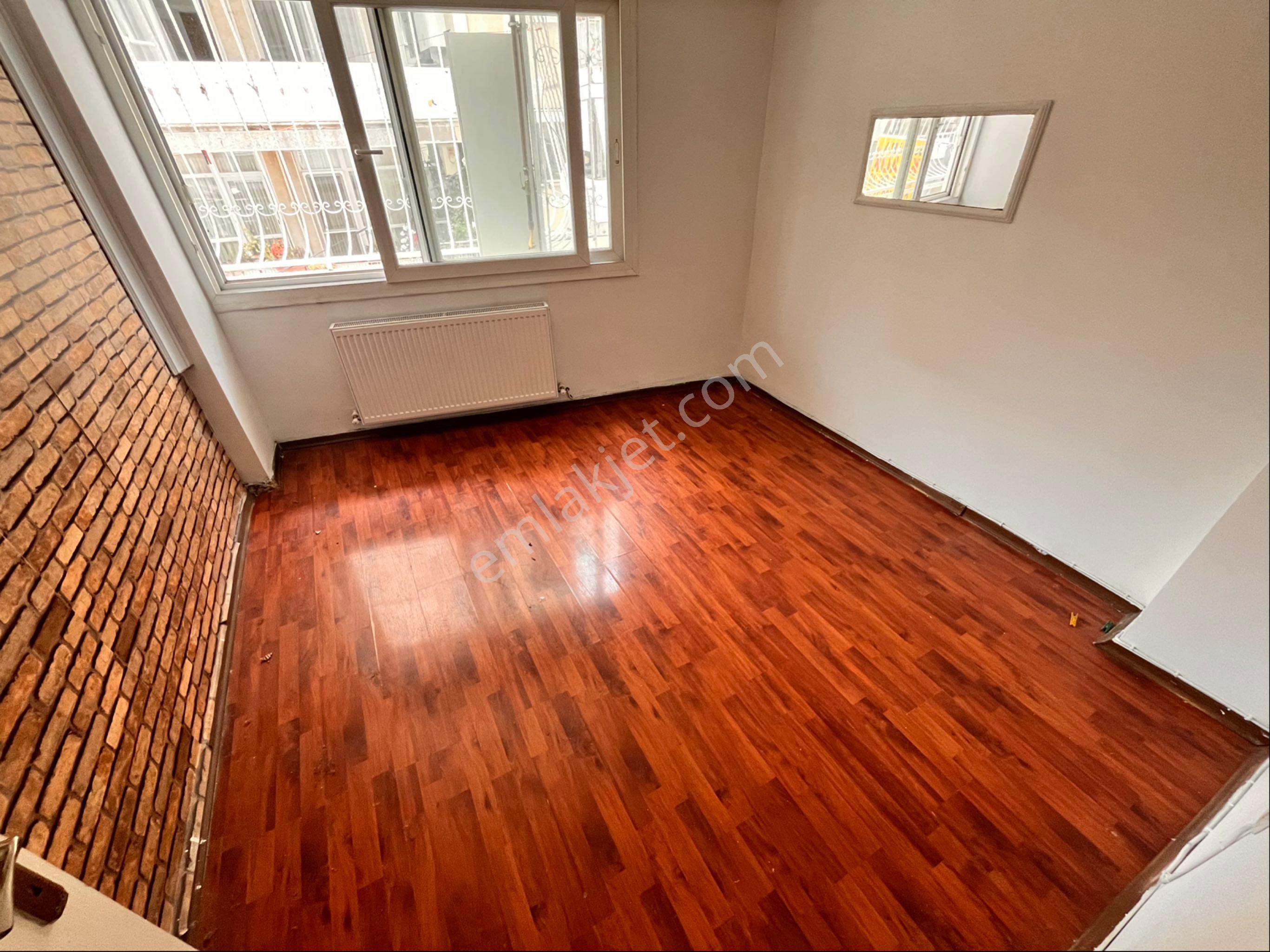 Betonyol Caddede 2+1 90m2 Temiz Bakımlı Arakat Daire - Görsel 16