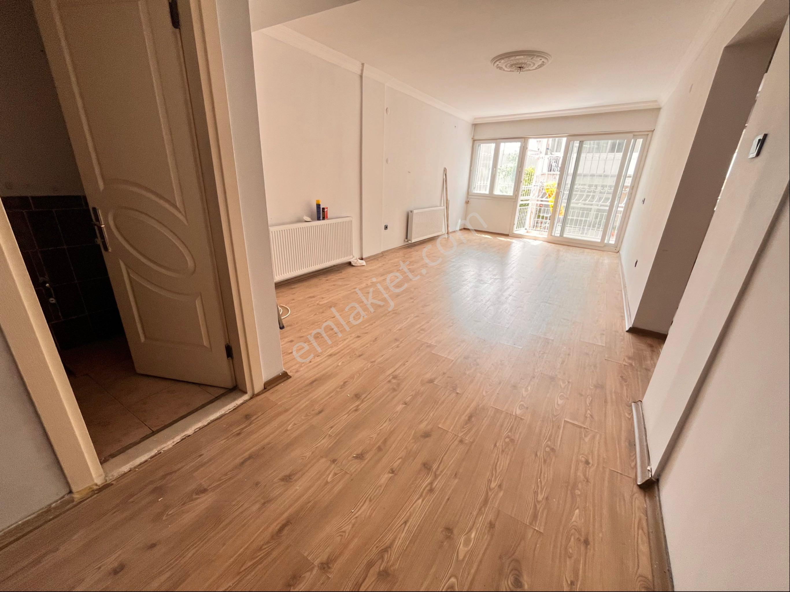 Betonyol Caddede 2+1 90m2 Temiz Bakımlı Arakat Daire - Görsel 8